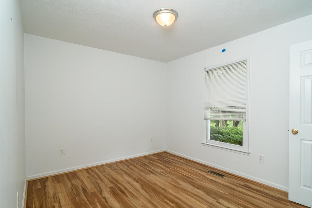 1014 PAUL ST, HARRISONBURG, Virginia 22802, 3 Bedrooms Bedrooms, ,2 BathroomsBathrooms,Residential,1014 PAUL ST,665162 MLS # 665162