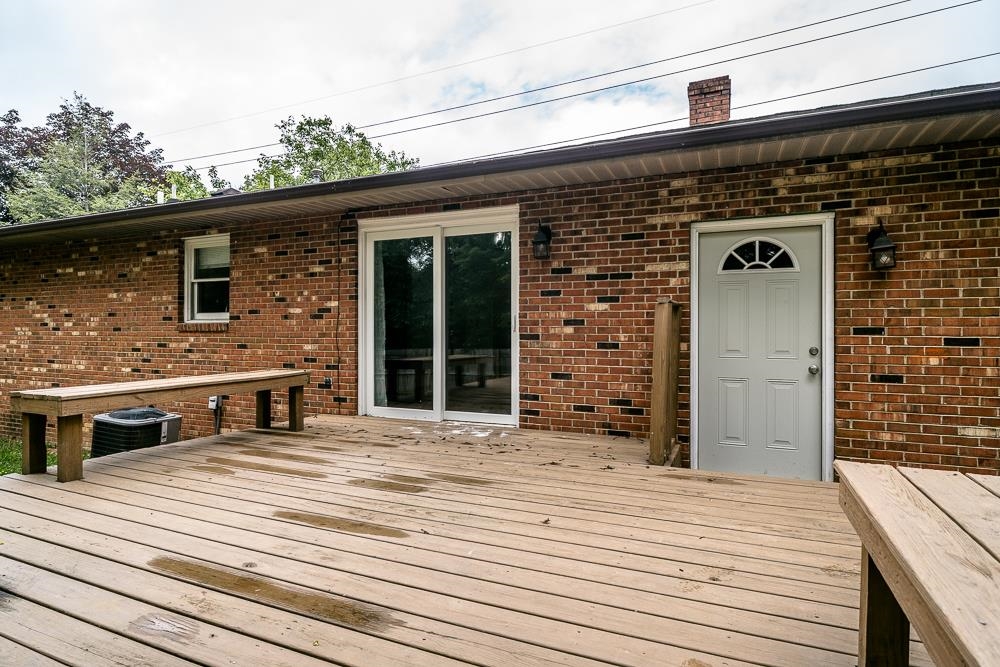 1014 PAUL ST, HARRISONBURG, Virginia 22802, 3 Bedrooms Bedrooms, ,2 BathroomsBathrooms,Residential,1014 PAUL ST,665162 MLS # 665162