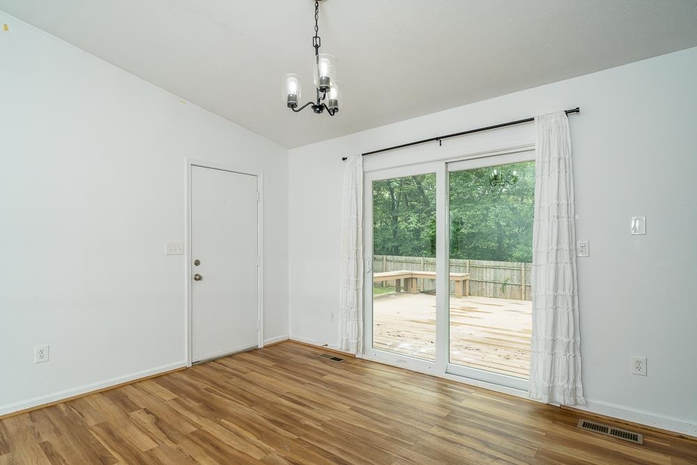 1014 PAUL ST, HARRISONBURG, Virginia 22802, 3 Bedrooms Bedrooms, ,2 BathroomsBathrooms,Residential,1014 PAUL ST,665162 MLS # 665162