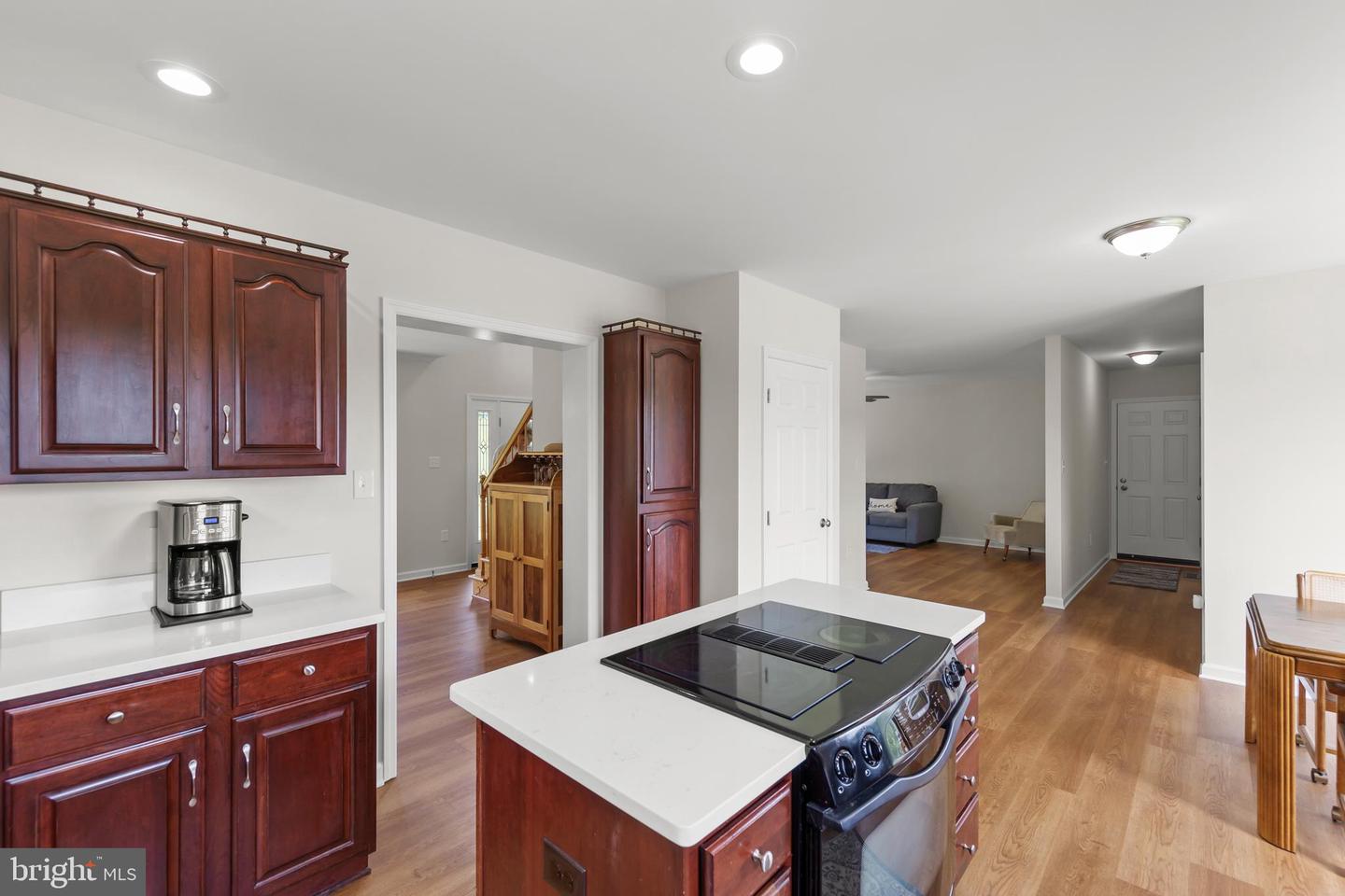 442 FROG HOLLOW RD, WINCHESTER, Virginia 22603, 4 Bedrooms Bedrooms, 13 Rooms Rooms,2 BathroomsBathrooms,Residential,For sale,442 FROG HOLLOW RD,VAFV2033448 MLS # VAFV2033448