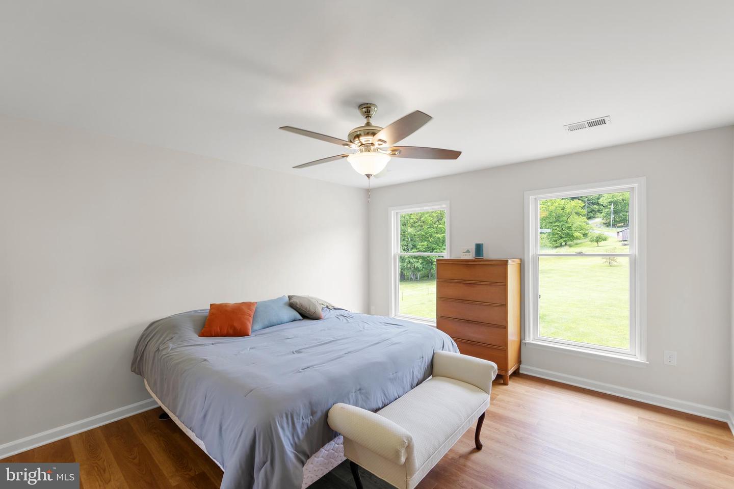 442 FROG HOLLOW RD, WINCHESTER, Virginia 22603, 4 Bedrooms Bedrooms, 13 Rooms Rooms,2 BathroomsBathrooms,Residential,For sale,442 FROG HOLLOW RD,VAFV2033448 MLS # VAFV2033448