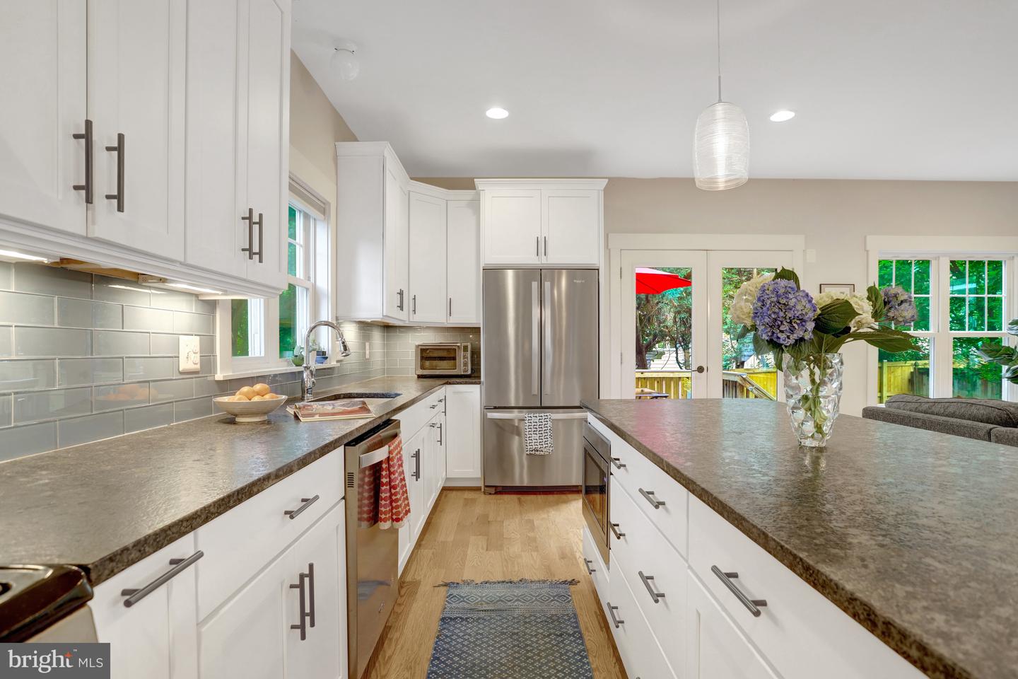 22 W DEL RAY AVE, ALEXANDRIA, Virginia 22301, 4 Bedrooms Bedrooms, ,3 BathroomsBathrooms,Residential,For sale,22 W DEL RAY AVE,VAAX2044212 MLS # VAAX2044212