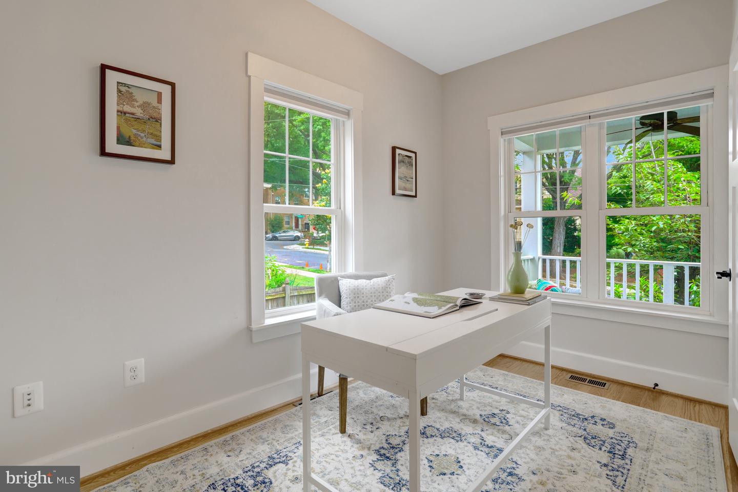 22 W DEL RAY AVE, ALEXANDRIA, Virginia 22301, 4 Bedrooms Bedrooms, ,3 BathroomsBathrooms,Residential,For sale,22 W DEL RAY AVE,VAAX2044212 MLS # VAAX2044212