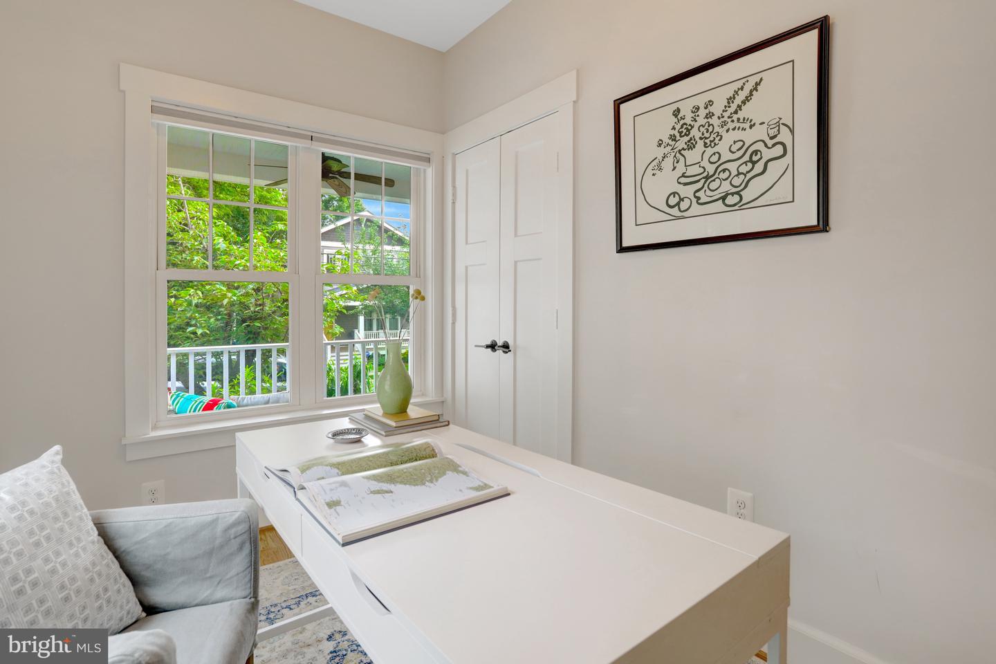 22 W DEL RAY AVE, ALEXANDRIA, Virginia 22301, 4 Bedrooms Bedrooms, ,3 BathroomsBathrooms,Residential,For sale,22 W DEL RAY AVE,VAAX2044212 MLS # VAAX2044212