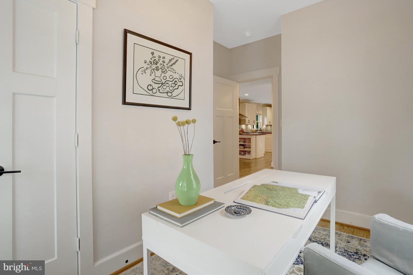 22 W DEL RAY AVE, ALEXANDRIA, Virginia 22301, 4 Bedrooms Bedrooms, ,3 BathroomsBathrooms,Residential,For sale,22 W DEL RAY AVE,VAAX2044212 MLS # VAAX2044212