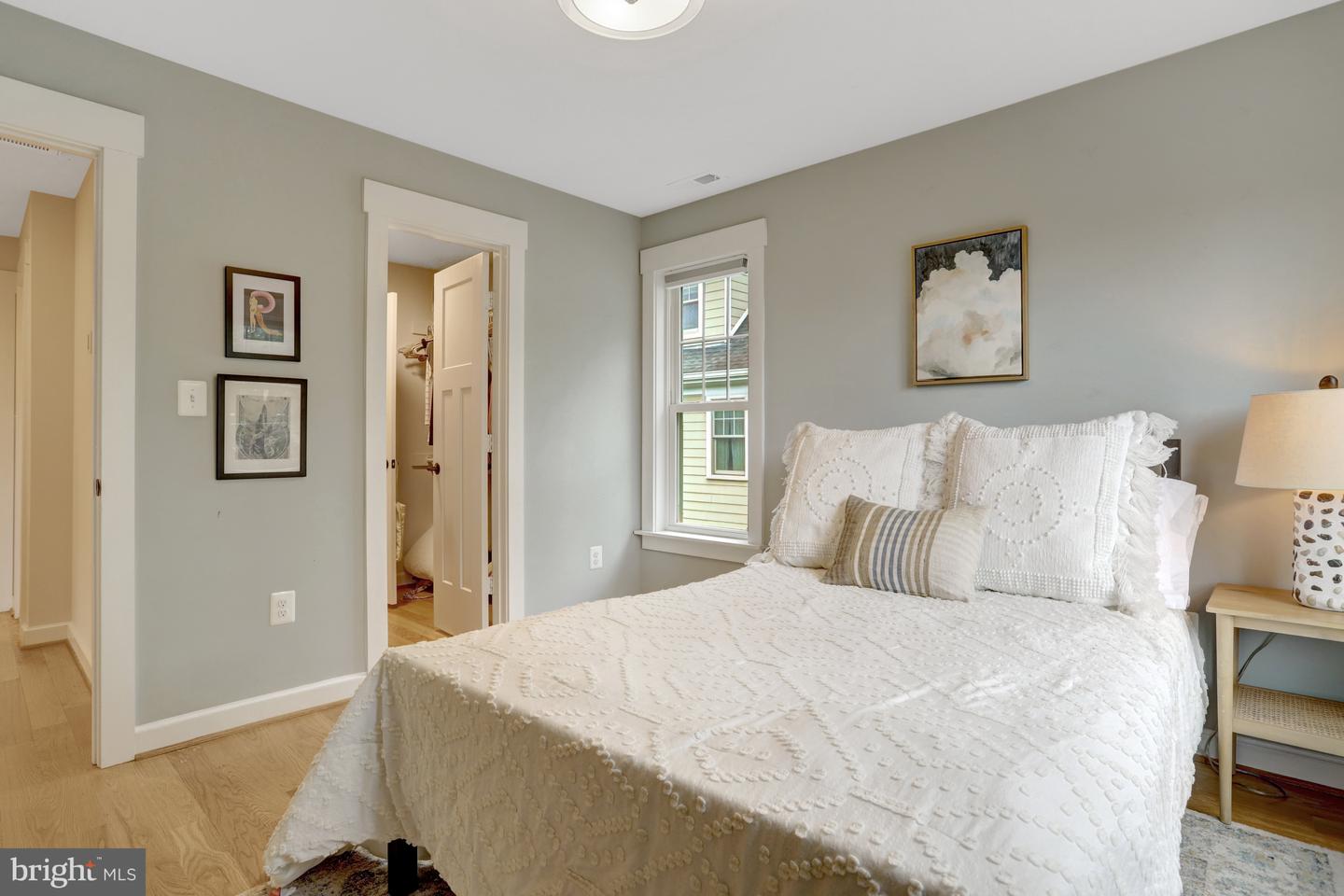 22 W DEL RAY AVE, ALEXANDRIA, Virginia 22301, 4 Bedrooms Bedrooms, ,3 BathroomsBathrooms,Residential,For sale,22 W DEL RAY AVE,VAAX2044212 MLS # VAAX2044212