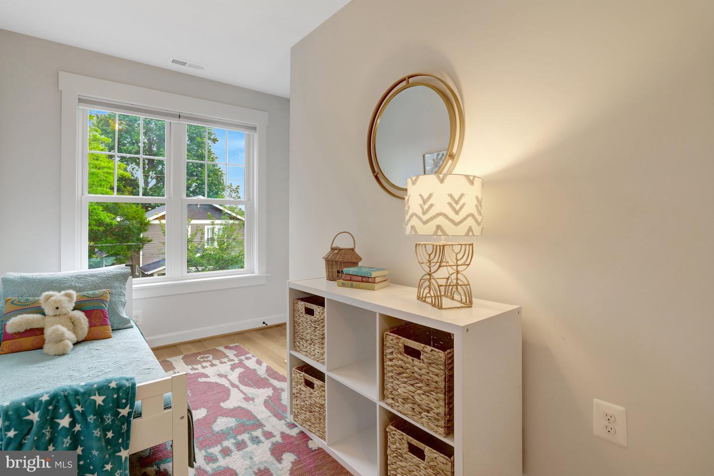 22 W DEL RAY AVE, ALEXANDRIA, Virginia 22301, 4 Bedrooms Bedrooms, ,3 BathroomsBathrooms,Residential,For sale,22 W DEL RAY AVE,VAAX2044212 MLS # VAAX2044212