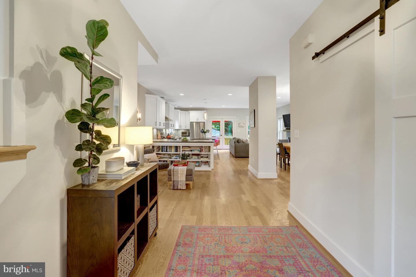 22 W DEL RAY AVE, ALEXANDRIA, Virginia 22301, 4 Bedrooms Bedrooms, ,3 BathroomsBathrooms,Residential,For sale,22 W DEL RAY AVE,VAAX2044212 MLS # VAAX2044212