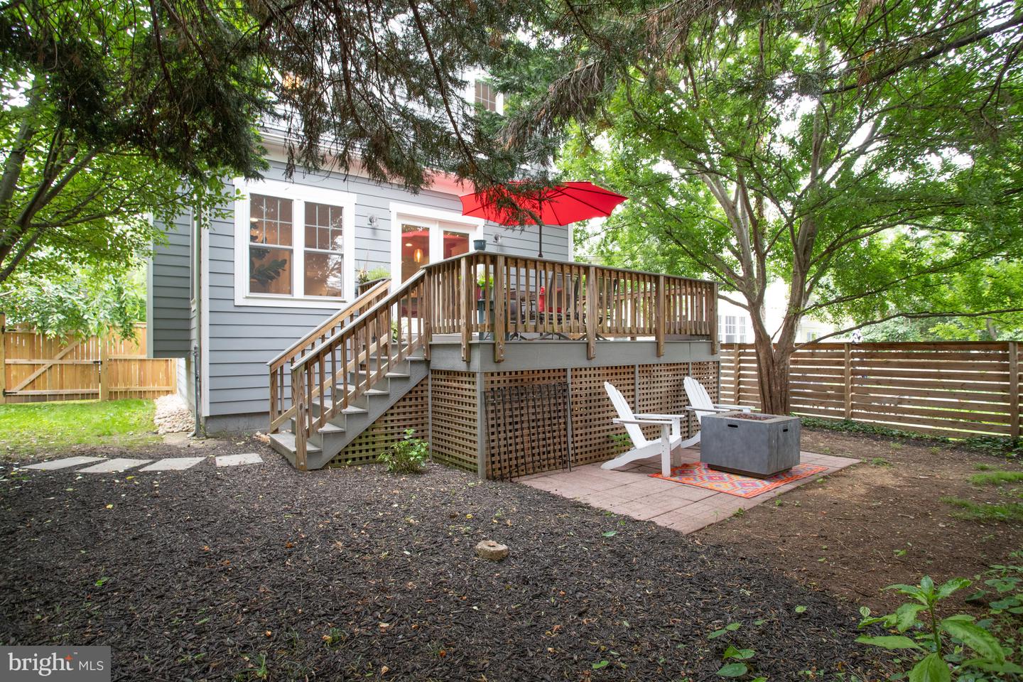 22 W DEL RAY AVE, ALEXANDRIA, Virginia 22301, 4 Bedrooms Bedrooms, ,3 BathroomsBathrooms,Residential,For sale,22 W DEL RAY AVE,VAAX2044212 MLS # VAAX2044212