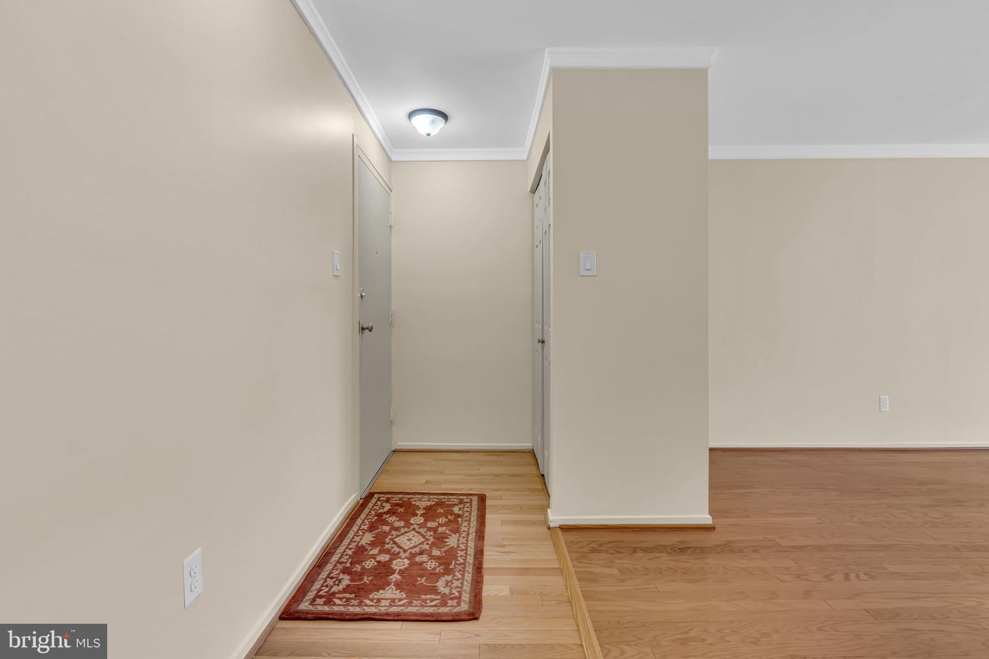1665 PARKCREST CIR #5C/201, RESTON, Virginia 20190, 2 Bedrooms Bedrooms, ,1 BathroomBathrooms,Residential,For sale,1665 PARKCREST CIR #5C/201,VAFX2235322 MLS # VAFX2235322