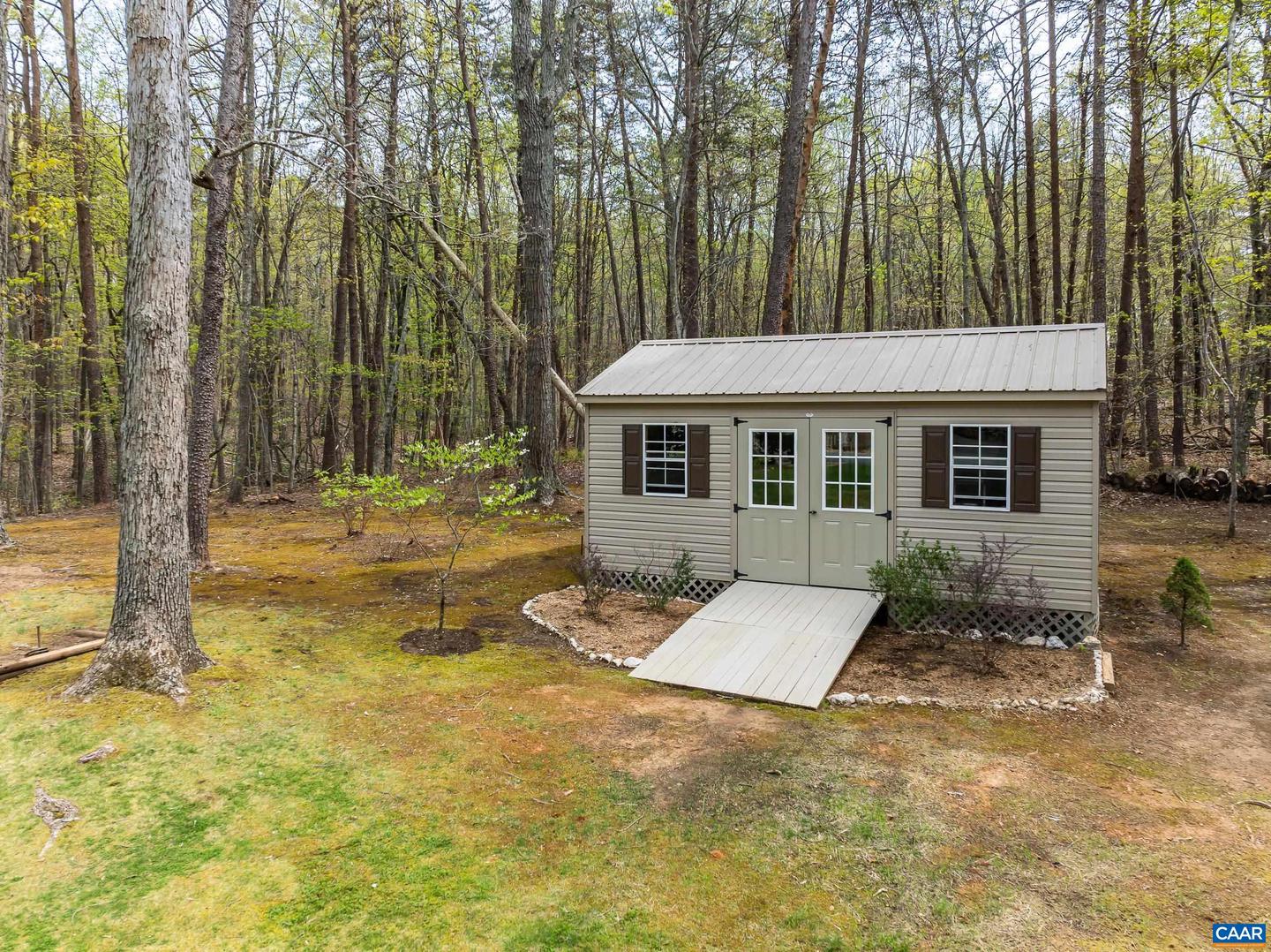 4045 BUCK ISLAND RD, CHARLOTTESVILLE, Virginia 22902, 4 Bedrooms Bedrooms, ,3 BathroomsBathrooms,Residential,For sale,4045 BUCK ISLAND RD,663493 MLS # 663493
