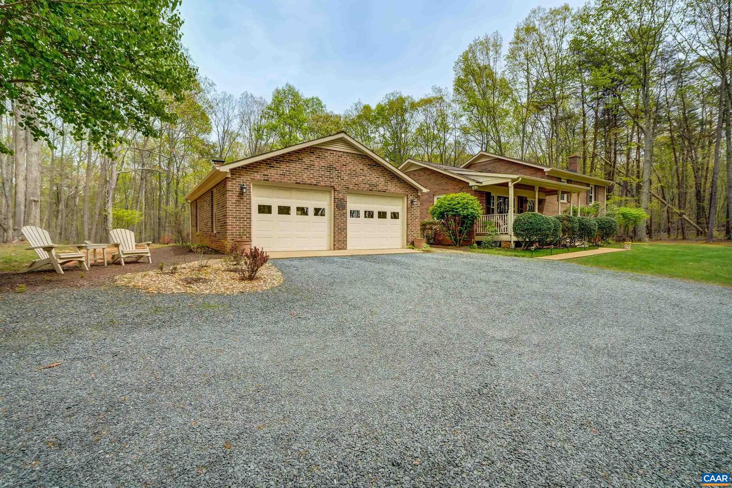4045 BUCK ISLAND RD, CHARLOTTESVILLE, Virginia 22902, 4 Bedrooms Bedrooms, ,3 BathroomsBathrooms,Residential,For sale,4045 BUCK ISLAND RD,663493 MLS # 663493