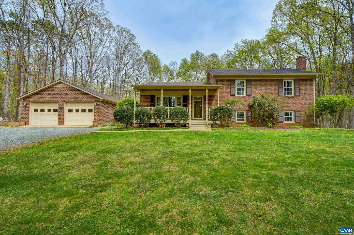 4045 BUCK ISLAND RD, CHARLOTTESVILLE, Virginia 22902, 4 Bedrooms Bedrooms, ,3 BathroomsBathrooms,Residential,For sale,4045 BUCK ISLAND RD,663493 MLS # 663493