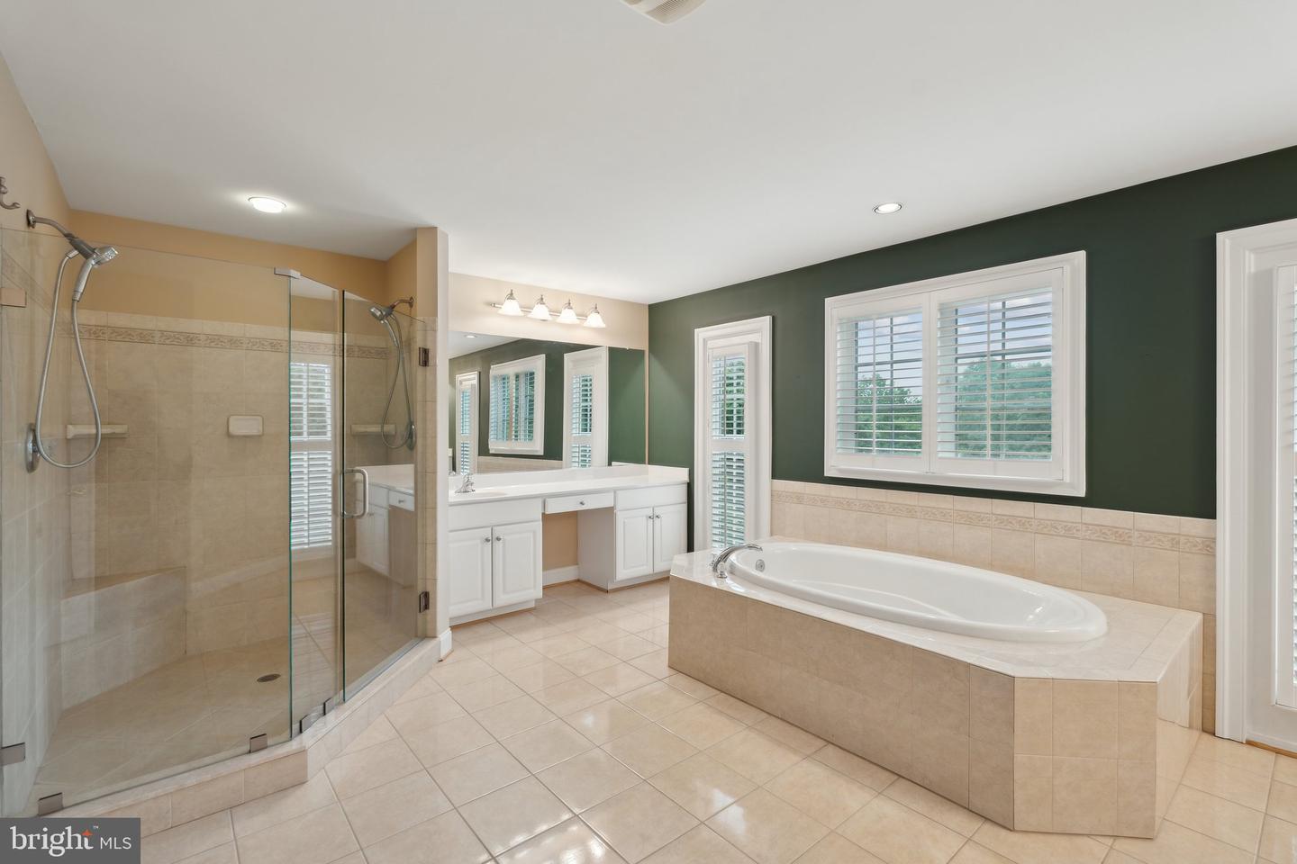 76 HIGH RIDGE DR, STAFFORD, Virginia 22554, 4 Bedrooms Bedrooms, ,3 BathroomsBathrooms,Residential,For sale,76 HIGH RIDGE DR,VAST2038084 MLS # VAST2038084