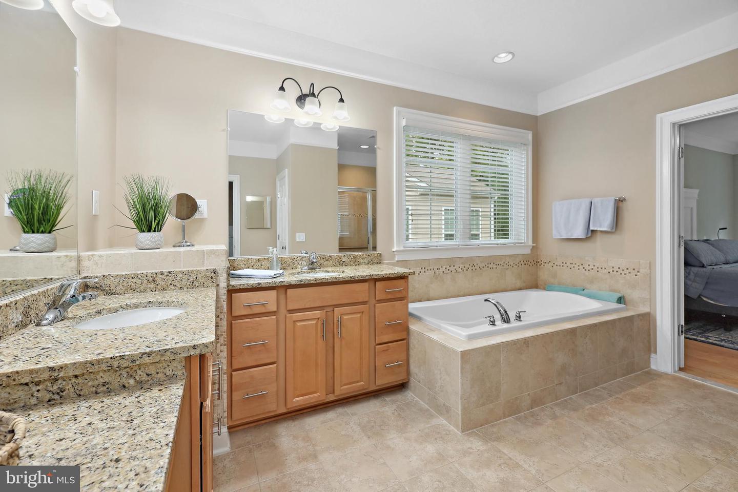 84 BATTERY POINT DR, FREDERICKSBURG, Virginia 22406, 2 Bedrooms Bedrooms, ,2 BathroomsBathrooms,Residential,For sale,84 BATTERY POINT DR,VAST2038150 MLS # VAST2038150