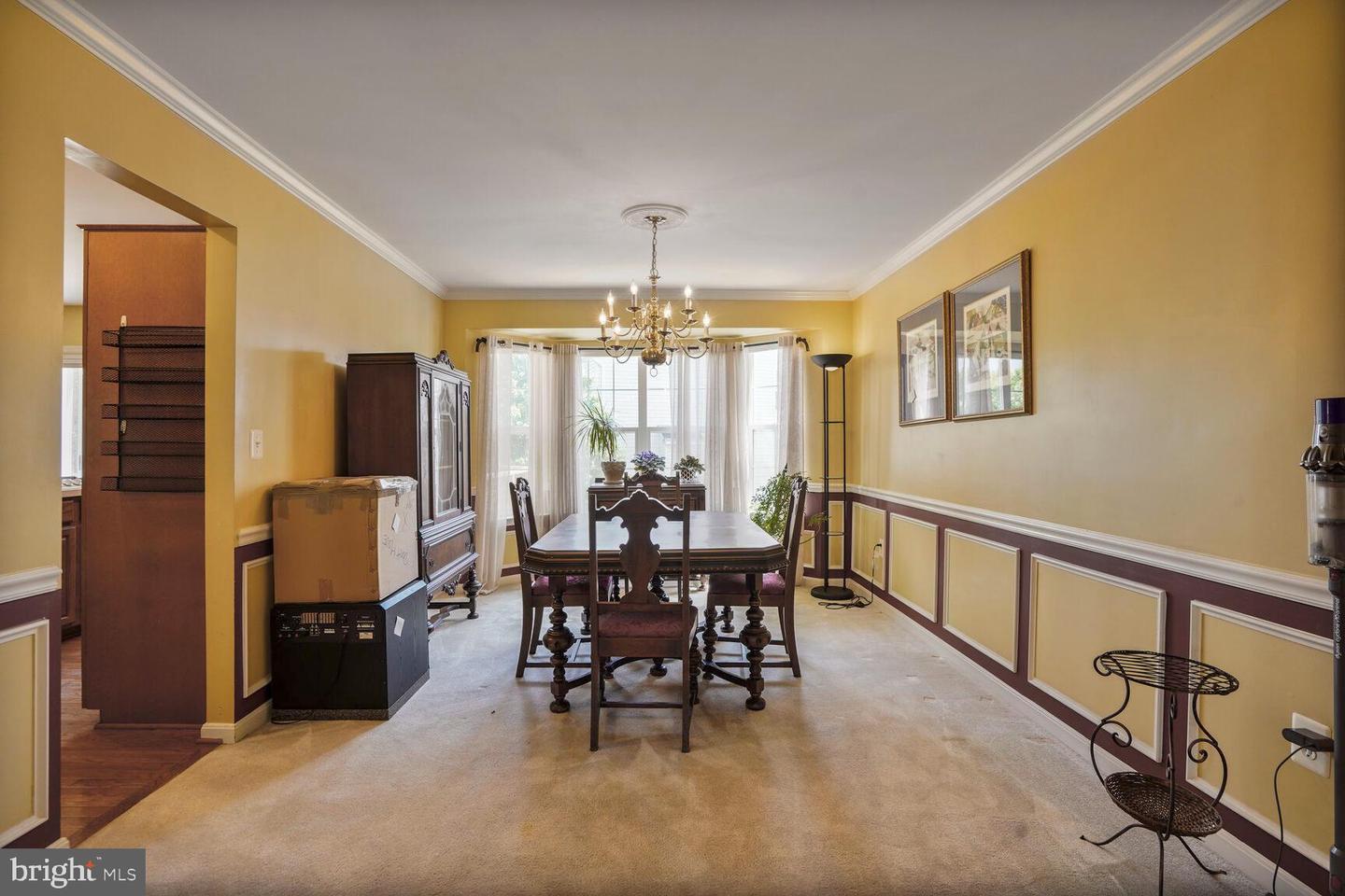20338 SNOWPOINT PL, ASHBURN, Virginia 20147, 5 Bedrooms Bedrooms, ,3 BathroomsBathrooms,Residential,For sale,20338 SNOWPOINT PL,VALO2094708 MLS # VALO2094708