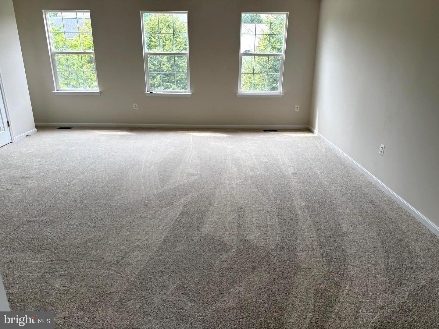 20338 SNOWPOINT PL, ASHBURN, Virginia 20147, 5 Bedrooms Bedrooms, ,3 BathroomsBathrooms,Residential,For sale,20338 SNOWPOINT PL,VALO2094708 MLS # VALO2094708
