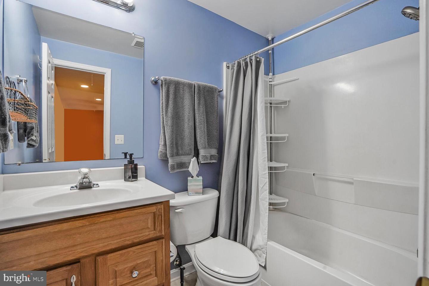 20338 SNOWPOINT PL, ASHBURN, Virginia 20147, 5 Bedrooms Bedrooms, ,3 BathroomsBathrooms,Residential,For sale,20338 SNOWPOINT PL,VALO2094708 MLS # VALO2094708