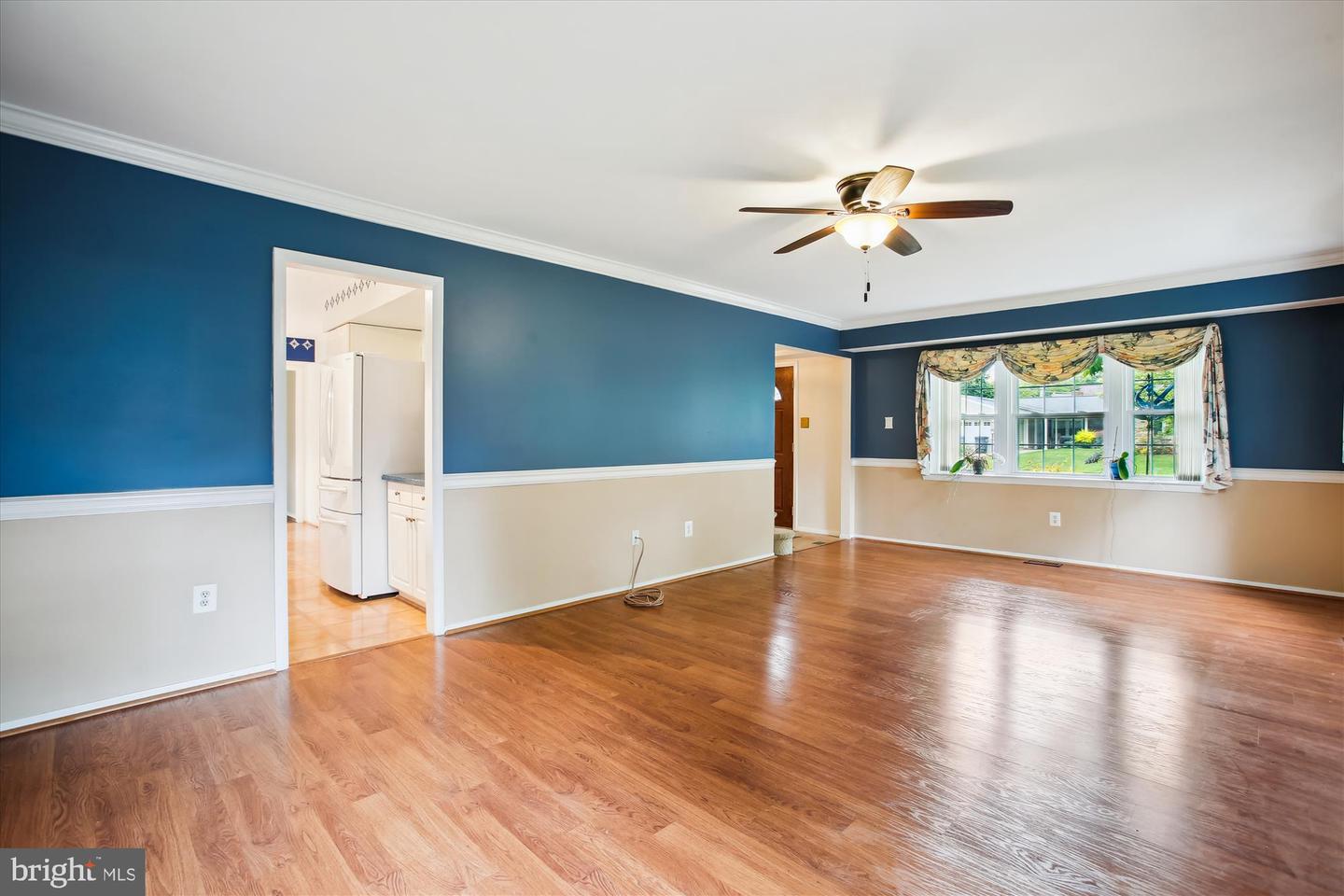 4129 MEADOW HILL LN, FAIRFAX, Virginia 22033, 4 Bedrooms Bedrooms, ,2 BathroomsBathrooms,Residential,For sale,4129 MEADOW HILL LN,VAFX2236748 MLS # VAFX2236748