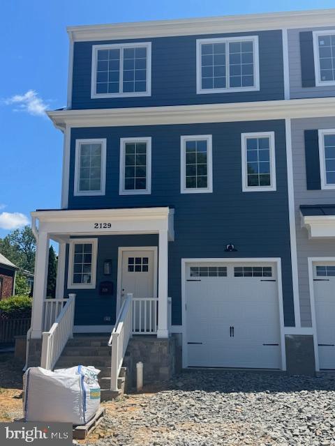 2129 N TROY, ARLINGTON, Virginia 22201, 4 Bedrooms Bedrooms, ,3 BathroomsBathrooms,Residential,For sale,2129 N TROY,VAAR2056658 MLS # VAAR2056658