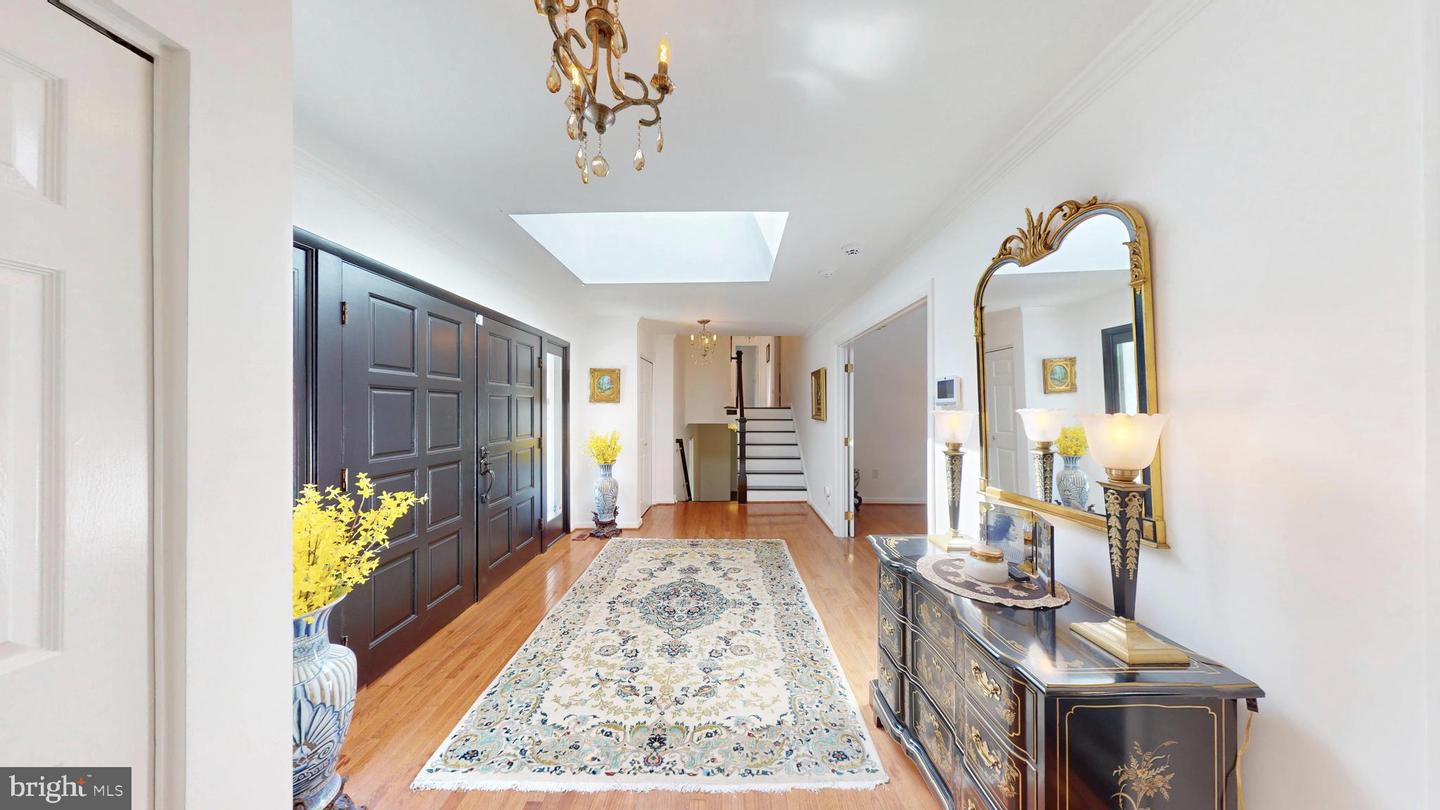 317 SPRINGVALE RD, GREAT FALLS, Virginia 22066, 5 Bedrooms Bedrooms, ,3 BathroomsBathrooms,Residential,For sale,317 SPRINGVALE RD,VAFX2236922 MLS # VAFX2236922