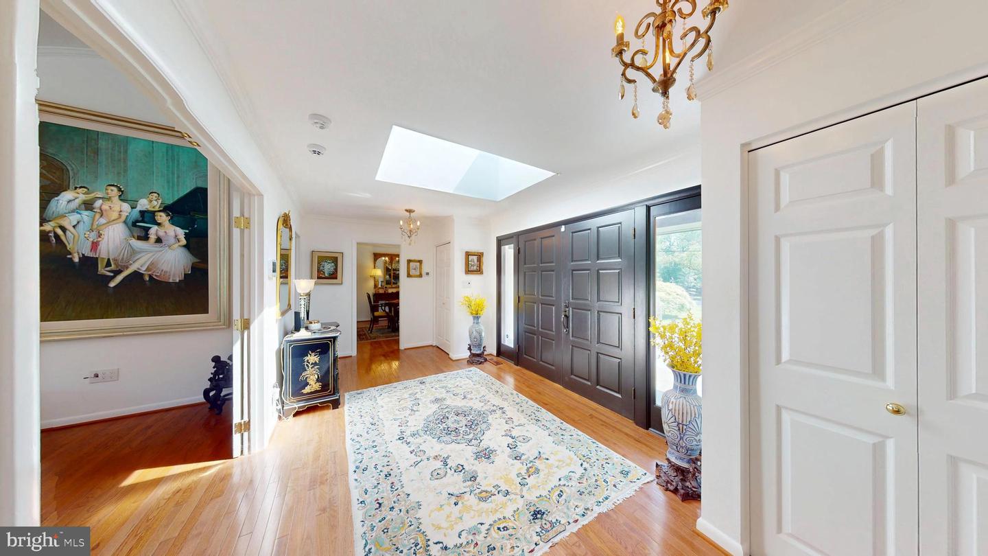 317 SPRINGVALE RD, GREAT FALLS, Virginia 22066, 5 Bedrooms Bedrooms, ,3 BathroomsBathrooms,Residential,For sale,317 SPRINGVALE RD,VAFX2236922 MLS # VAFX2236922
