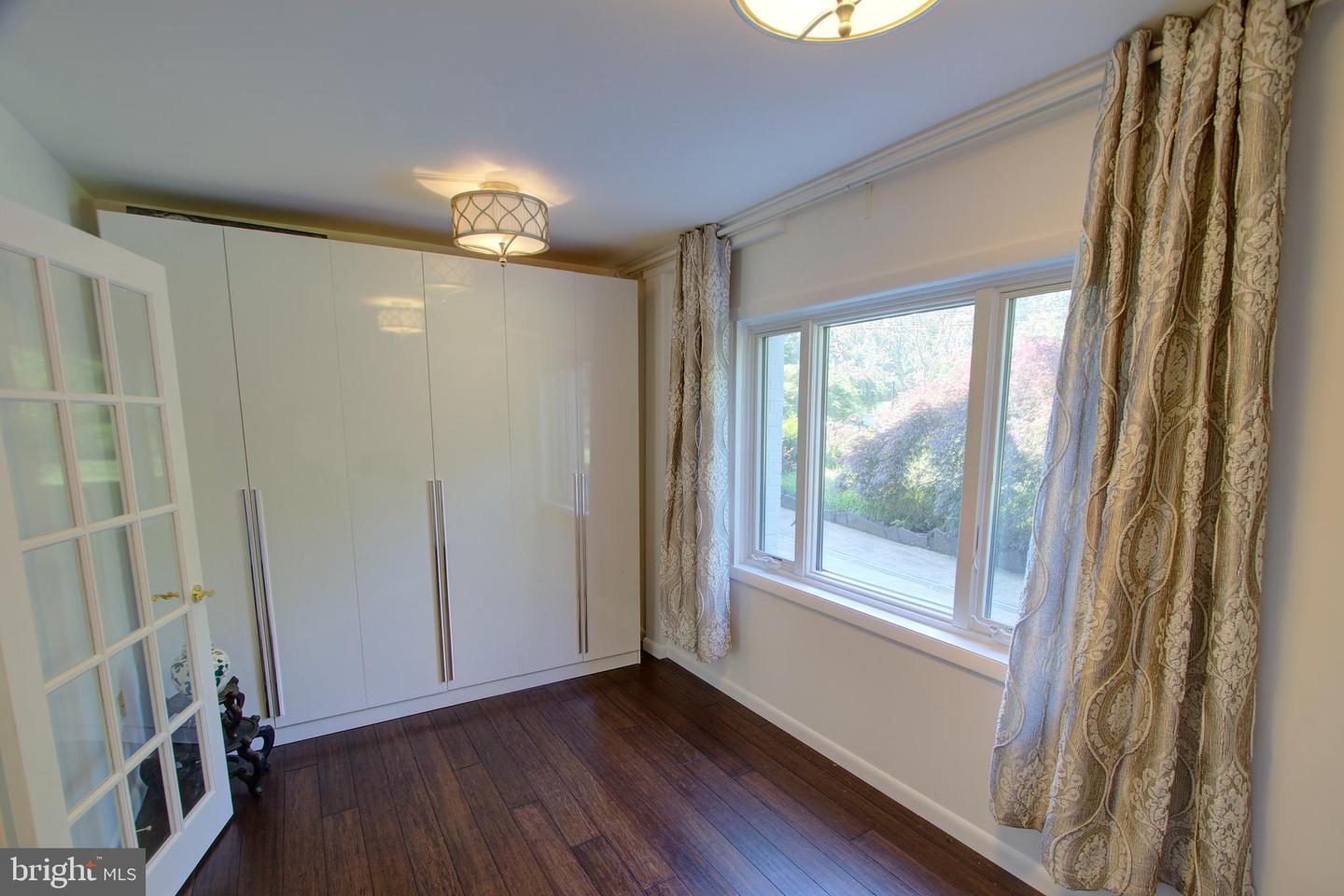 317 SPRINGVALE RD, GREAT FALLS, Virginia 22066, 5 Bedrooms Bedrooms, ,3 BathroomsBathrooms,Residential,For sale,317 SPRINGVALE RD,VAFX2236922 MLS # VAFX2236922
