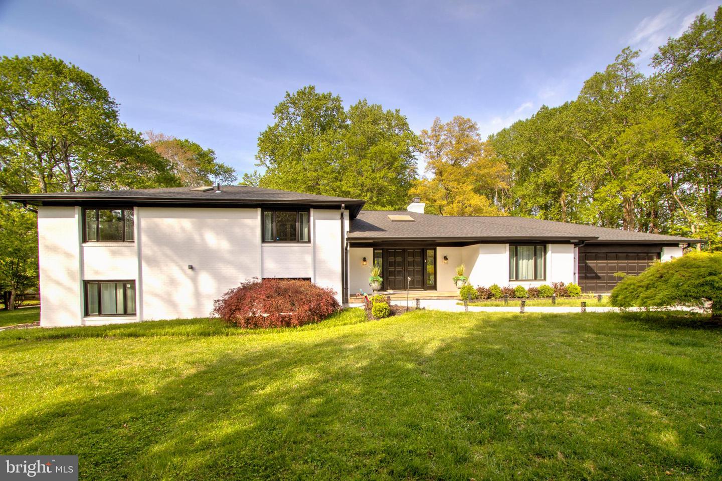 317 SPRINGVALE RD, GREAT FALLS, Virginia 22066, 5 Bedrooms Bedrooms, ,3 BathroomsBathrooms,Residential,For sale,317 SPRINGVALE RD,VAFX2236922 MLS # VAFX2236922