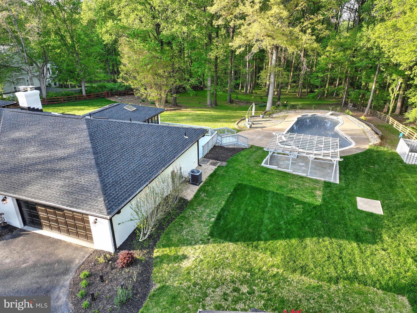 317 SPRINGVALE RD, GREAT FALLS, Virginia 22066, 5 Bedrooms Bedrooms, ,3 BathroomsBathrooms,Residential,For sale,317 SPRINGVALE RD,VAFX2236922 MLS # VAFX2236922