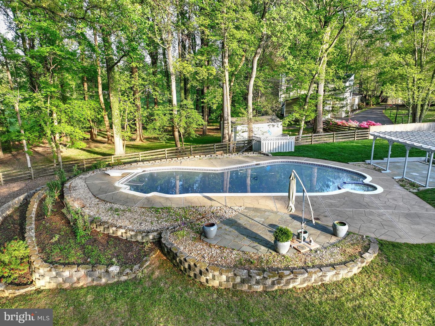 317 SPRINGVALE RD, GREAT FALLS, Virginia 22066, 5 Bedrooms Bedrooms, ,3 BathroomsBathrooms,Residential,For sale,317 SPRINGVALE RD,VAFX2236922 MLS # VAFX2236922