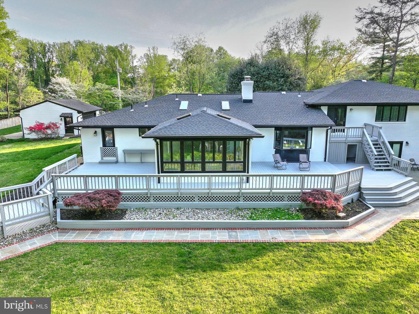317 SPRINGVALE RD, GREAT FALLS, Virginia 22066, 5 Bedrooms Bedrooms, ,3 BathroomsBathrooms,Residential,For sale,317 SPRINGVALE RD,VAFX2236922 MLS # VAFX2236922