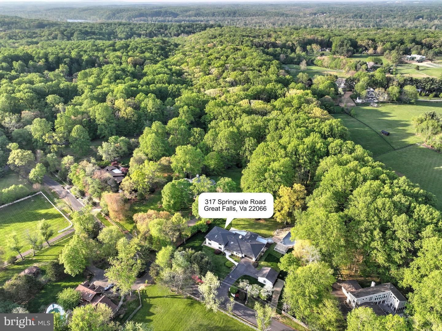 317 SPRINGVALE RD, GREAT FALLS, Virginia 22066, 5 Bedrooms Bedrooms, ,3 BathroomsBathrooms,Residential,For sale,317 SPRINGVALE RD,VAFX2236922 MLS # VAFX2236922