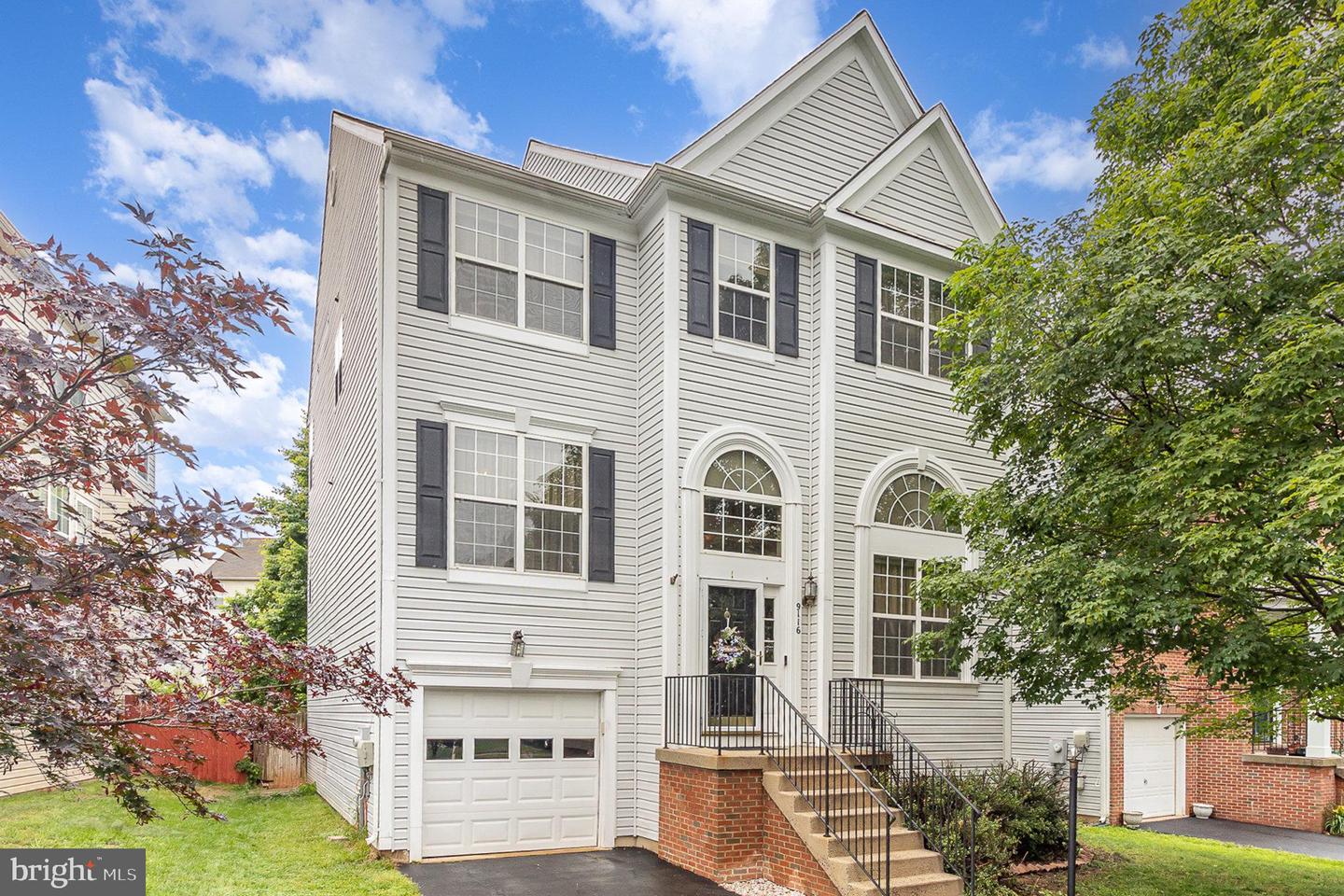 9116 MINEOLA CT, MANASSAS, Virginia 20111, 4 Bedrooms Bedrooms, ,3 BathroomsBathrooms,Residential,For sale,9116 MINEOLA CT,VAPW2093462 MLS # VAPW2093462