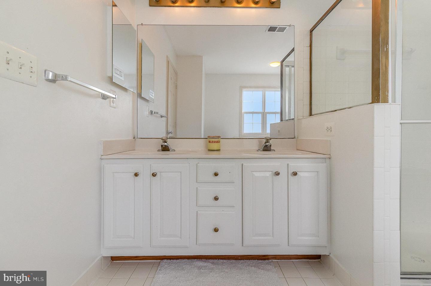9116 MINEOLA CT, MANASSAS, Virginia 20111, 4 Bedrooms Bedrooms, ,3 BathroomsBathrooms,Residential,For sale,9116 MINEOLA CT,VAPW2093462 MLS # VAPW2093462