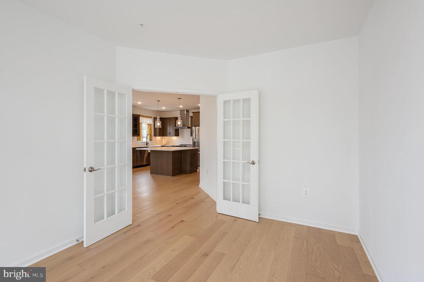 13970 ENGLEFIELD DR #207, WOODBRIDGE, Virginia 22193, 2 Bedrooms Bedrooms, ,2 BathroomsBathrooms,Residential,For sale,13970 ENGLEFIELD DR #207,VAPW2093544 MLS # VAPW2093544