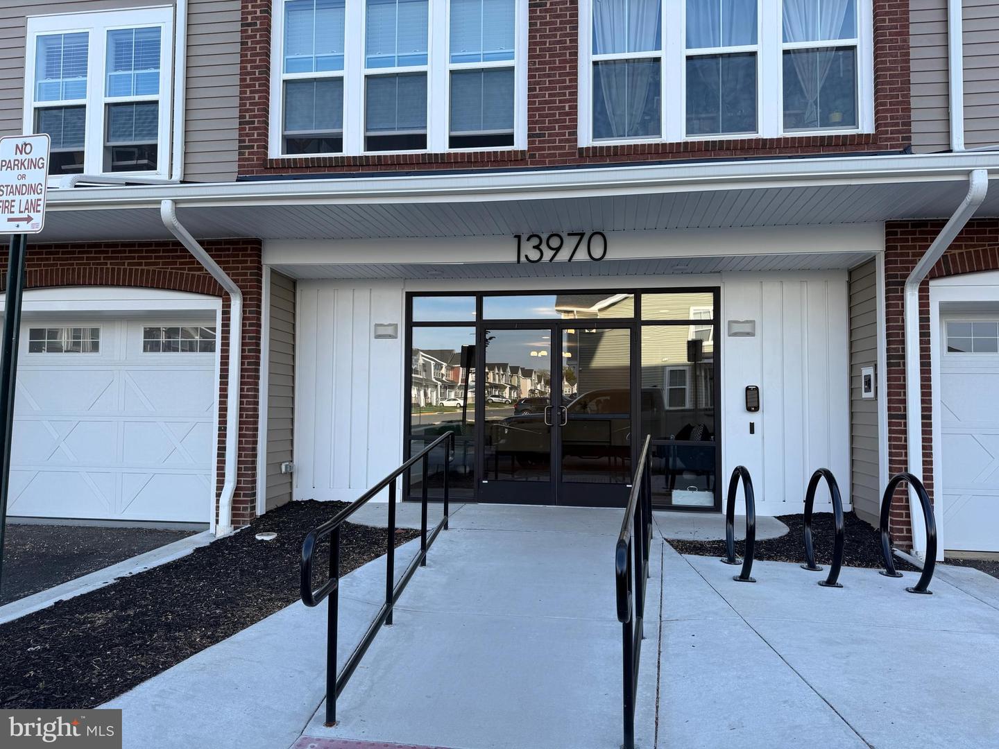 13970 ENGLEFIELD DR #207, WOODBRIDGE, Virginia 22193, 2 Bedrooms Bedrooms, ,2 BathroomsBathrooms,Residential,For sale,13970 ENGLEFIELD DR #207,VAPW2093544 MLS # VAPW2093544