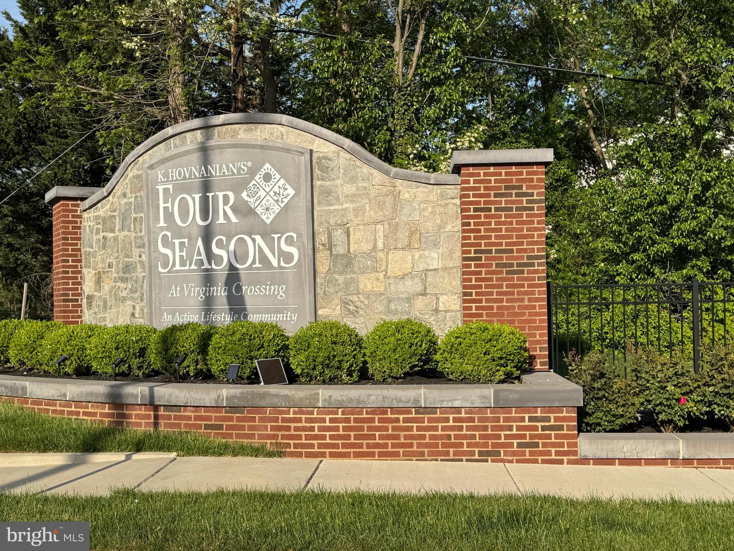13970 ENGLEFIELD DR #207, WOODBRIDGE, Virginia 22193, 2 Bedrooms Bedrooms, ,2 BathroomsBathrooms,Residential,For sale,13970 ENGLEFIELD DR #207,VAPW2093544 MLS # VAPW2093544
