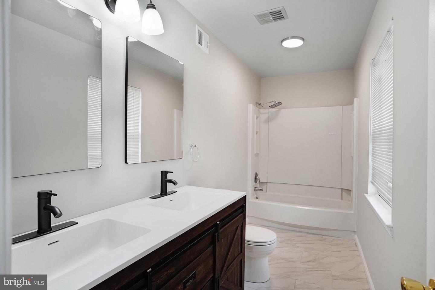8499 KIRBY ST, MANASSAS, Virginia 20110, 6 Bedrooms Bedrooms, ,3 BathroomsBathrooms,Residential,For sale,8499 KIRBY ST,VAMN2008254 MLS # VAMN2008254