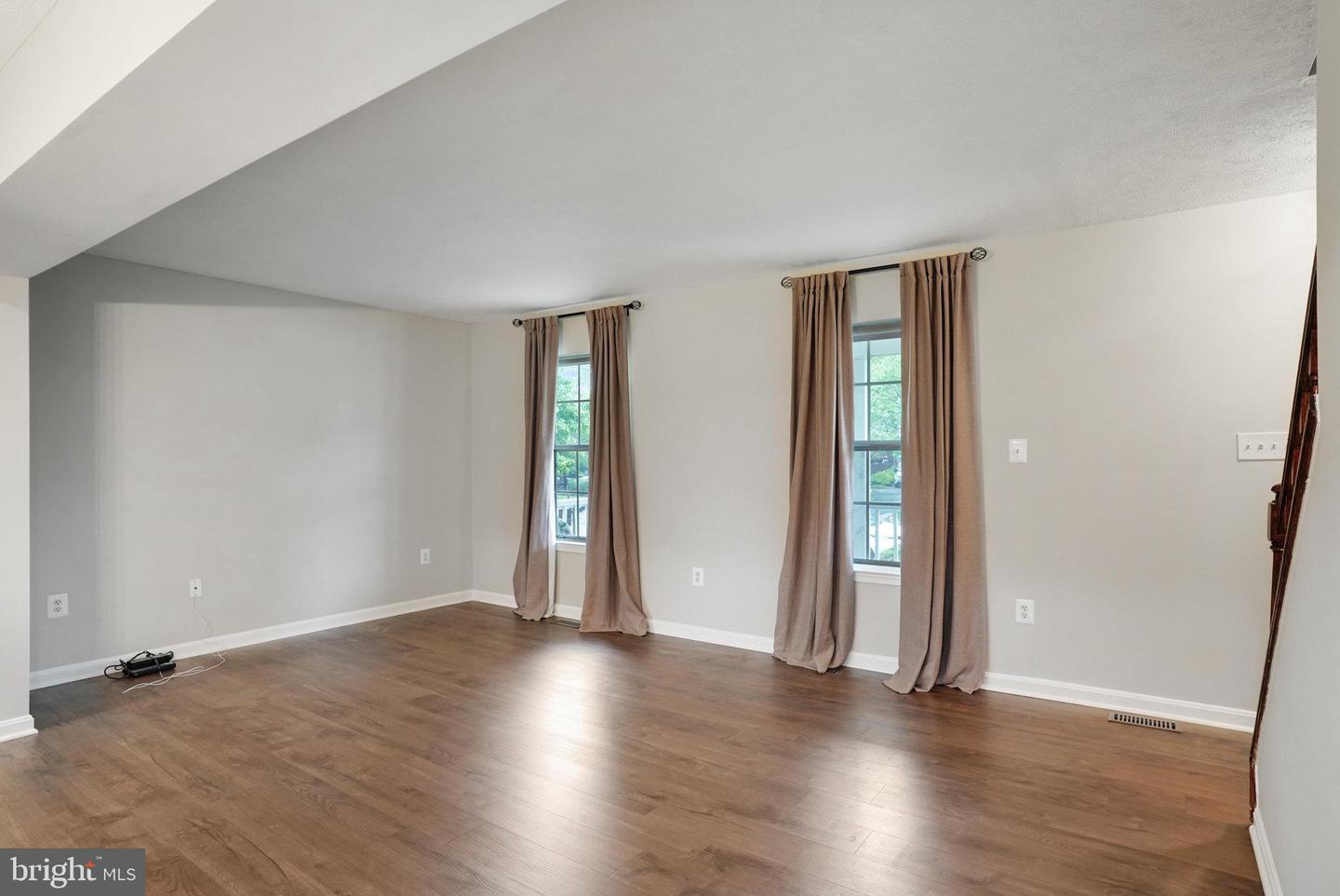 8499 KIRBY ST, MANASSAS, Virginia 20110, 6 Bedrooms Bedrooms, ,3 BathroomsBathrooms,Residential,For sale,8499 KIRBY ST,VAMN2008254 MLS # VAMN2008254