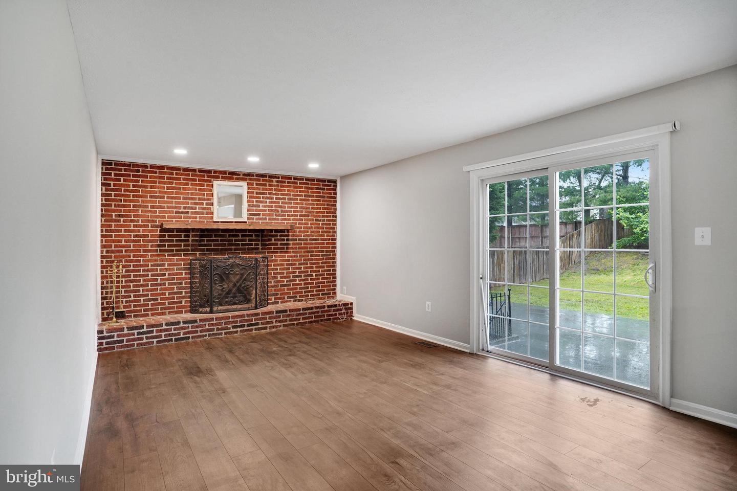 8499 KIRBY ST, MANASSAS, Virginia 20110, 6 Bedrooms Bedrooms, ,3 BathroomsBathrooms,Residential,For sale,8499 KIRBY ST,VAMN2008254 MLS # VAMN2008254