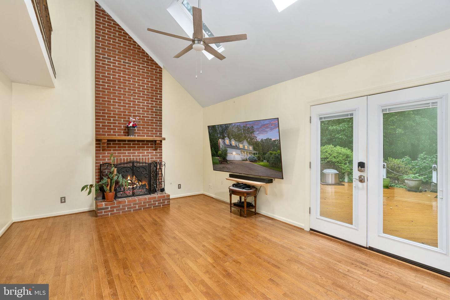 98 AUTUMN DR, STAFFORD, Virginia 22556, 5 Bedrooms Bedrooms, ,3 BathroomsBathrooms,Residential,For sale,98 AUTUMN DR,VAST2038438 MLS # VAST2038438