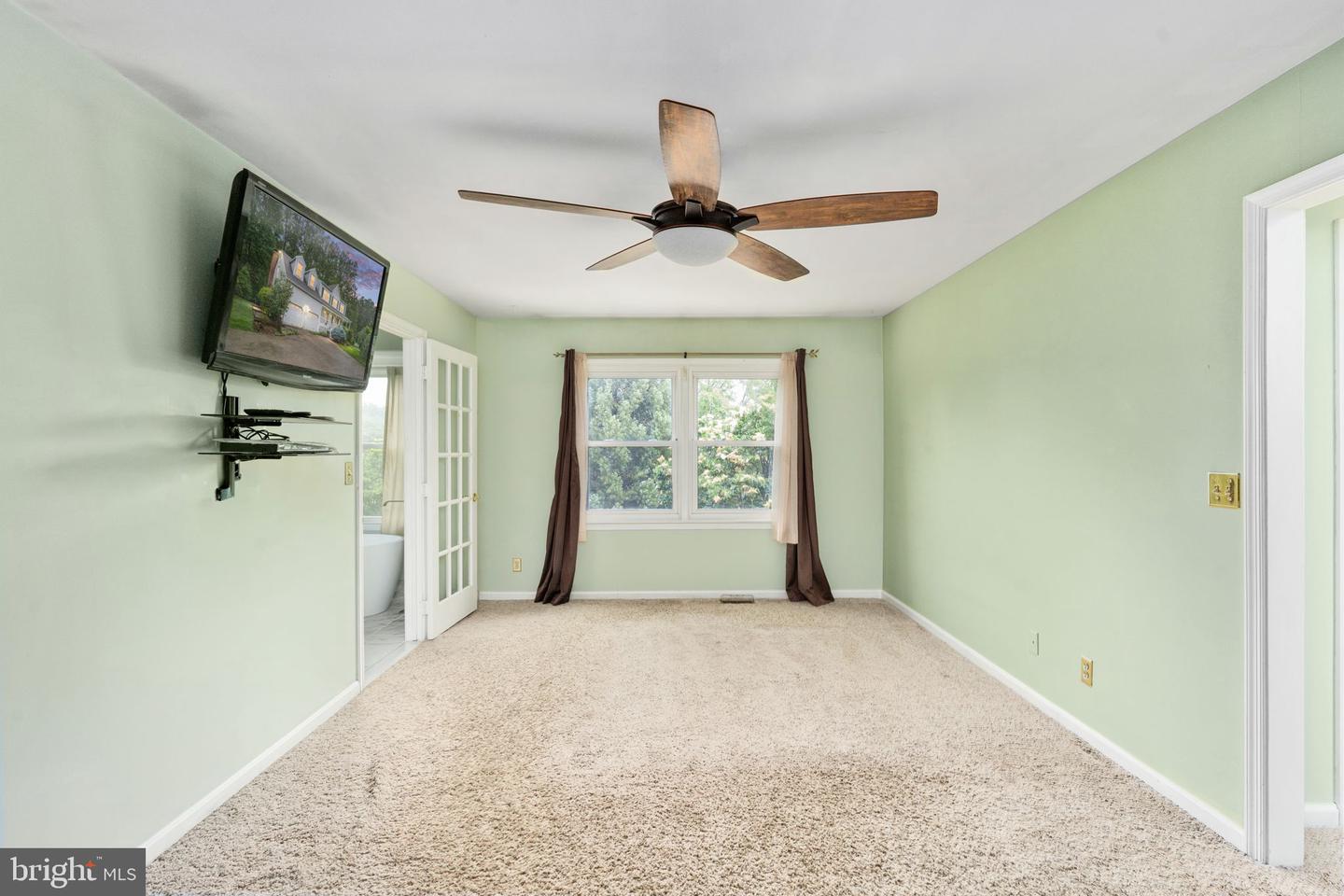 98 AUTUMN DR, STAFFORD, Virginia 22556, 5 Bedrooms Bedrooms, ,3 BathroomsBathrooms,Residential,For sale,98 AUTUMN DR,VAST2038438 MLS # VAST2038438