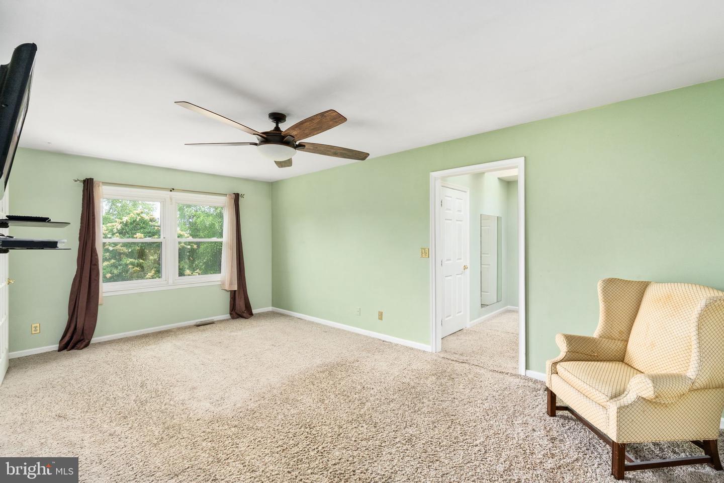 98 AUTUMN DR, STAFFORD, Virginia 22556, 5 Bedrooms Bedrooms, ,3 BathroomsBathrooms,Residential,For sale,98 AUTUMN DR,VAST2038438 MLS # VAST2038438