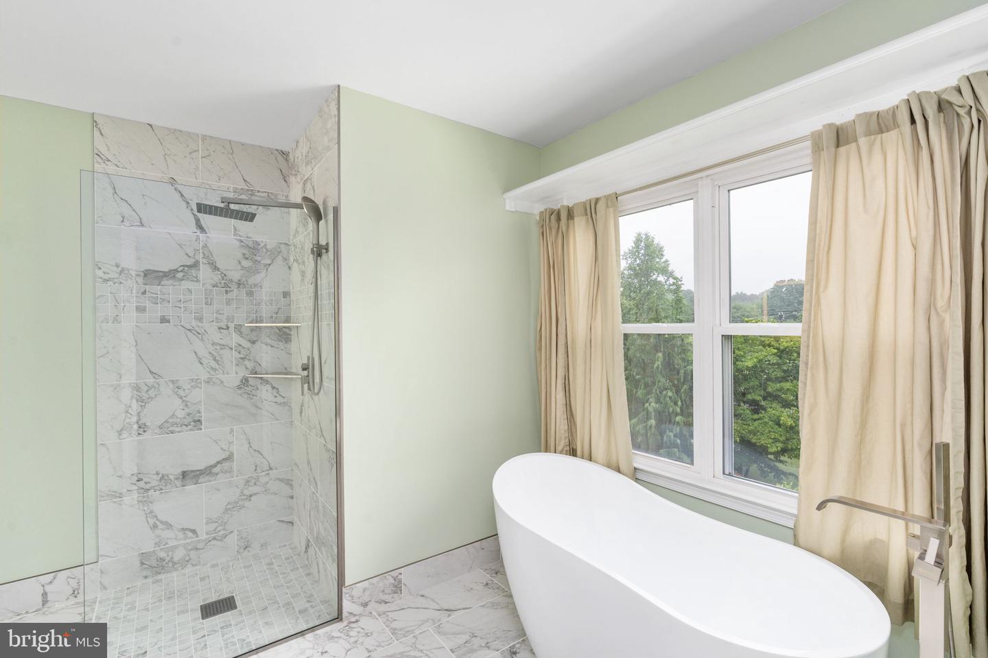 98 AUTUMN DR, STAFFORD, Virginia 22556, 5 Bedrooms Bedrooms, ,3 BathroomsBathrooms,Residential,For sale,98 AUTUMN DR,VAST2038438 MLS # VAST2038438