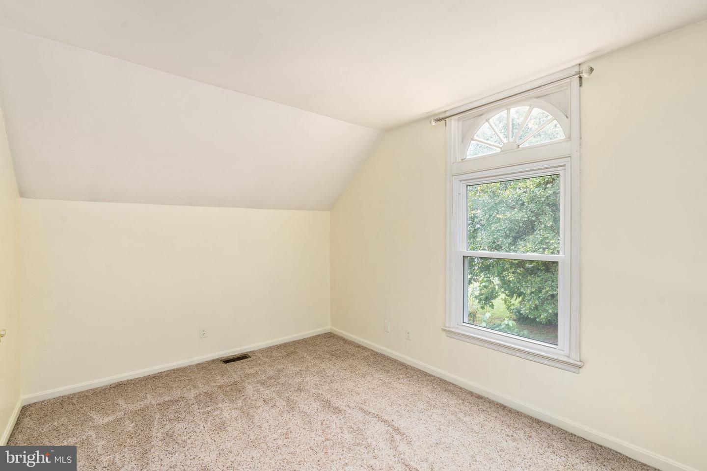 98 AUTUMN DR, STAFFORD, Virginia 22556, 5 Bedrooms Bedrooms, ,3 BathroomsBathrooms,Residential,For sale,98 AUTUMN DR,VAST2038438 MLS # VAST2038438