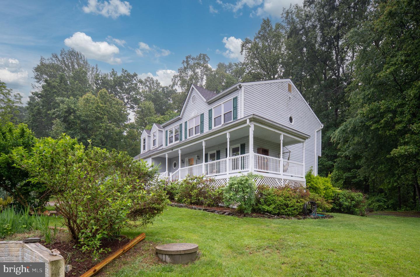 98 AUTUMN DR, STAFFORD, Virginia 22556, 5 Bedrooms Bedrooms, ,3 BathroomsBathrooms,Residential,For sale,98 AUTUMN DR,VAST2038438 MLS # VAST2038438