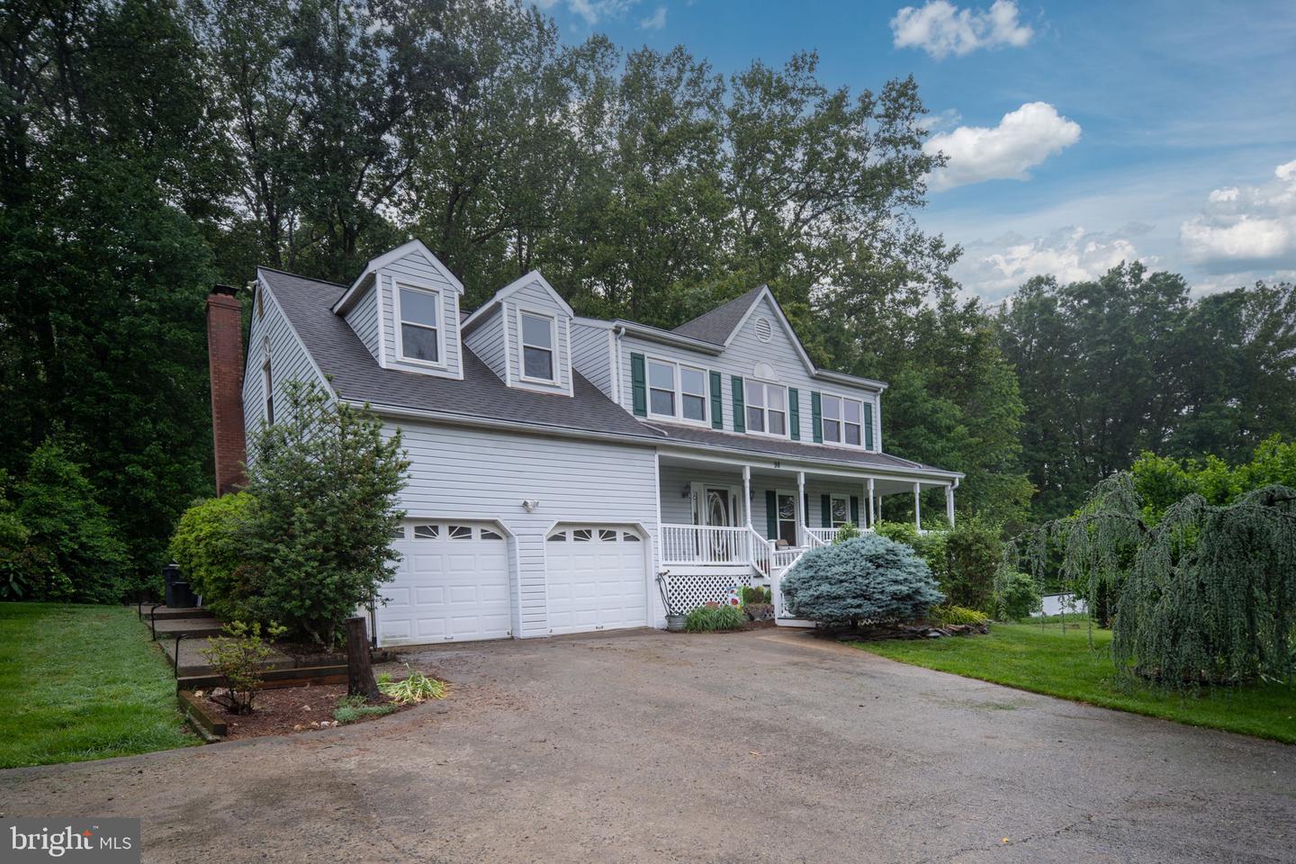 98 AUTUMN DR, STAFFORD, Virginia 22556, 5 Bedrooms Bedrooms, ,3 BathroomsBathrooms,Residential,For sale,98 AUTUMN DR,VAST2038438 MLS # VAST2038438