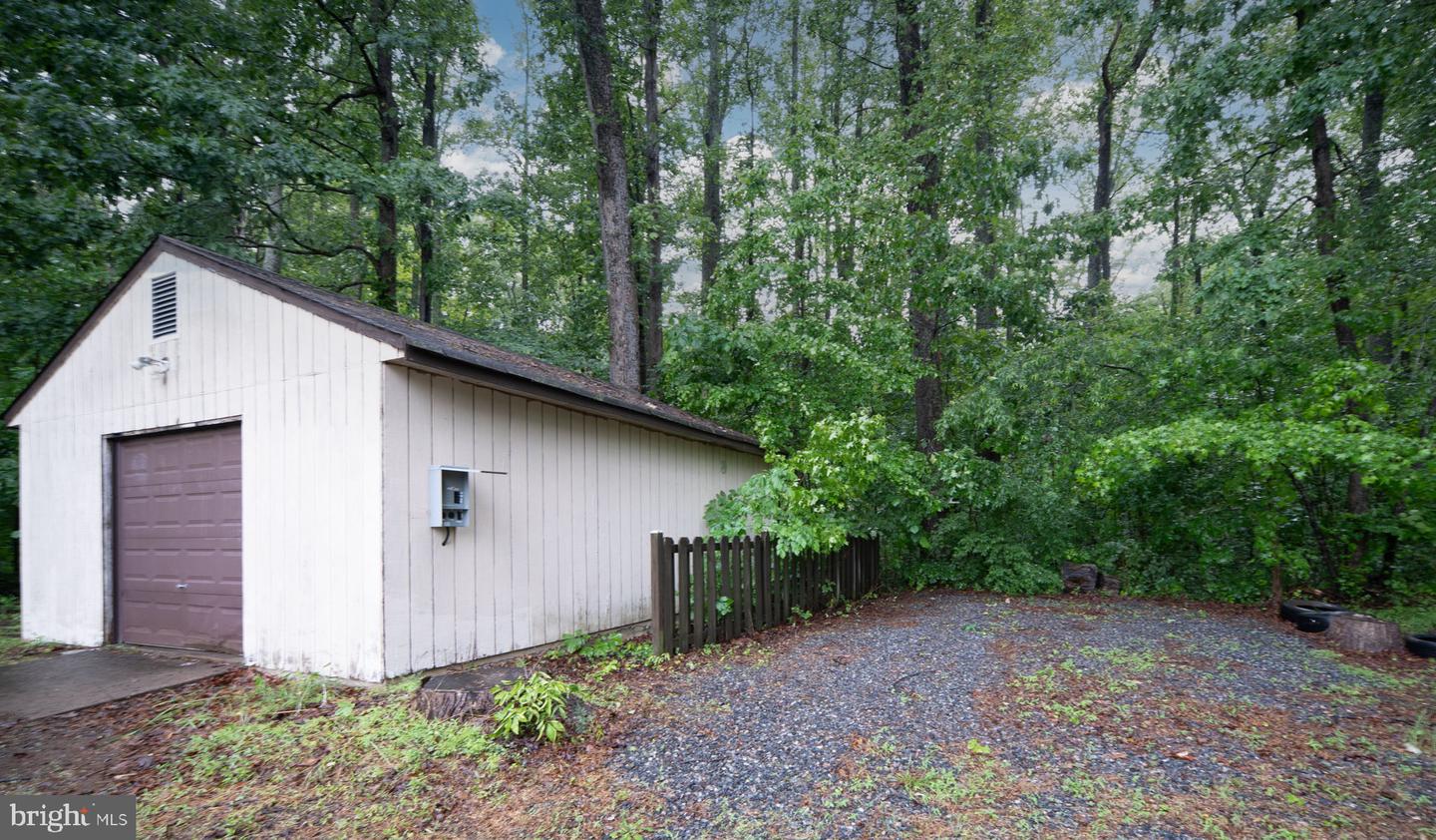 98 AUTUMN DR, STAFFORD, Virginia 22556, 5 Bedrooms Bedrooms, ,3 BathroomsBathrooms,Residential,For sale,98 AUTUMN DR,VAST2038438 MLS # VAST2038438