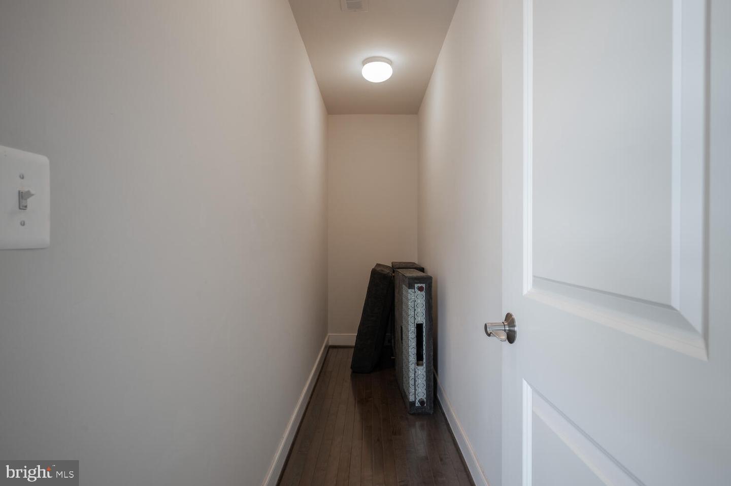 2006 POTOMAC AVE, ALEXANDRIA, Virginia 22301, 3 Bedrooms Bedrooms, ,3 BathroomsBathrooms,Residential,For sale,2006 POTOMAC AVE,VAAX2044820 MLS # VAAX2044820