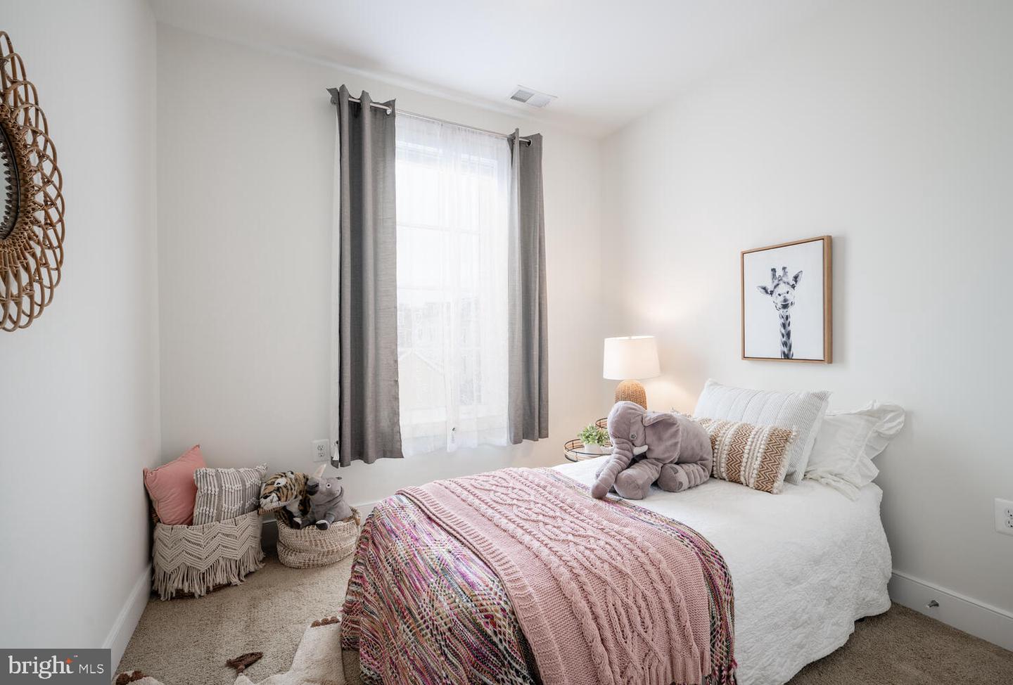 2006 POTOMAC AVE, ALEXANDRIA, Virginia 22301, 3 Bedrooms Bedrooms, ,3 BathroomsBathrooms,Residential,For sale,2006 POTOMAC AVE,VAAX2044820 MLS # VAAX2044820